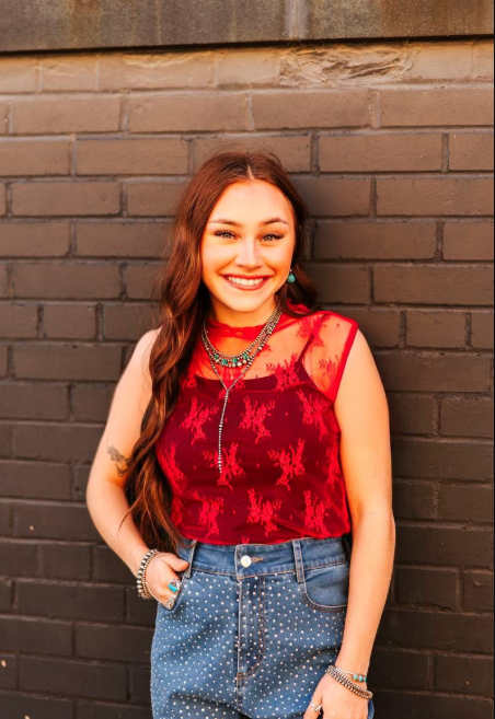 Lace Sleeveless Stretch Top Plus Size