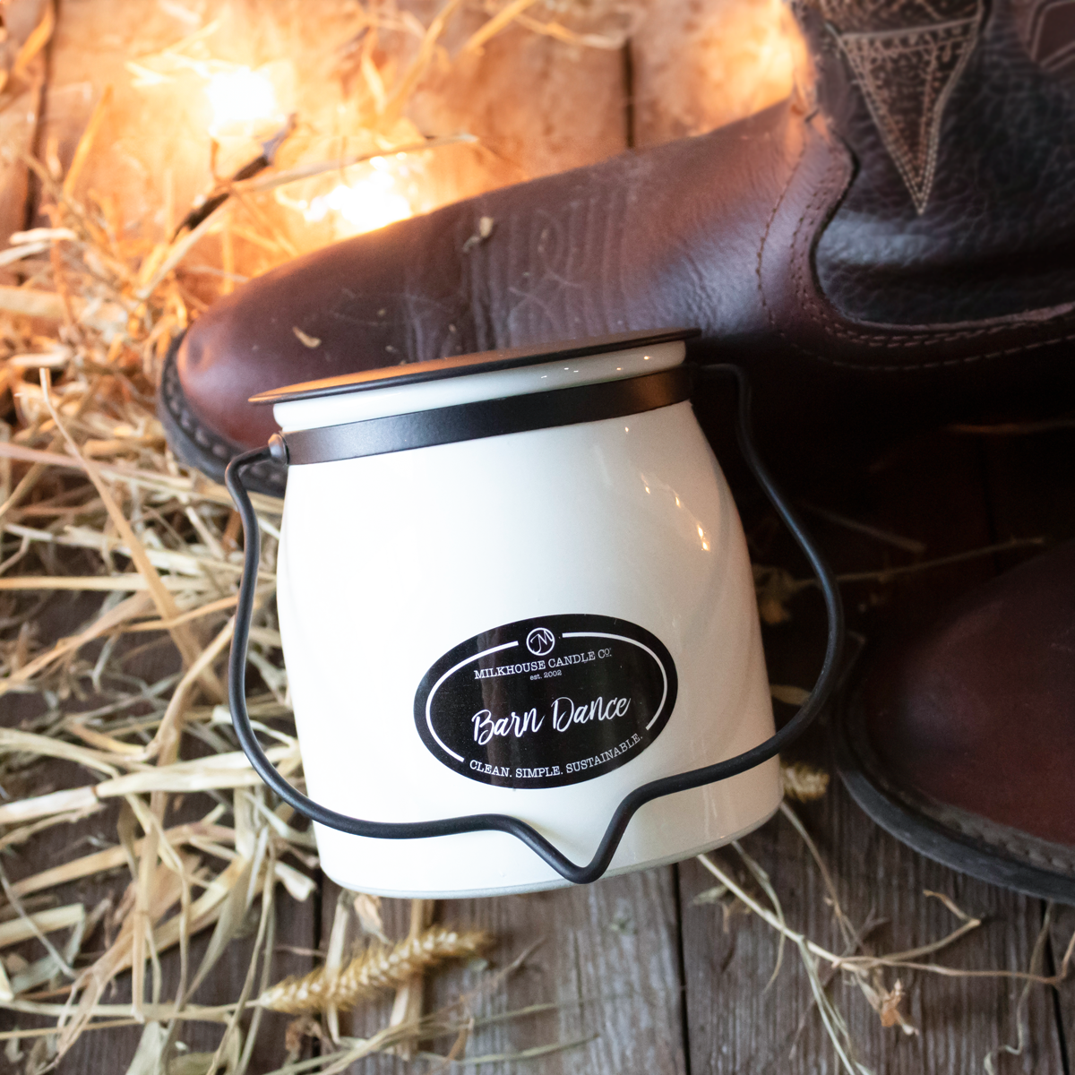 16 oz Butter Jar Candle: Barn Dance