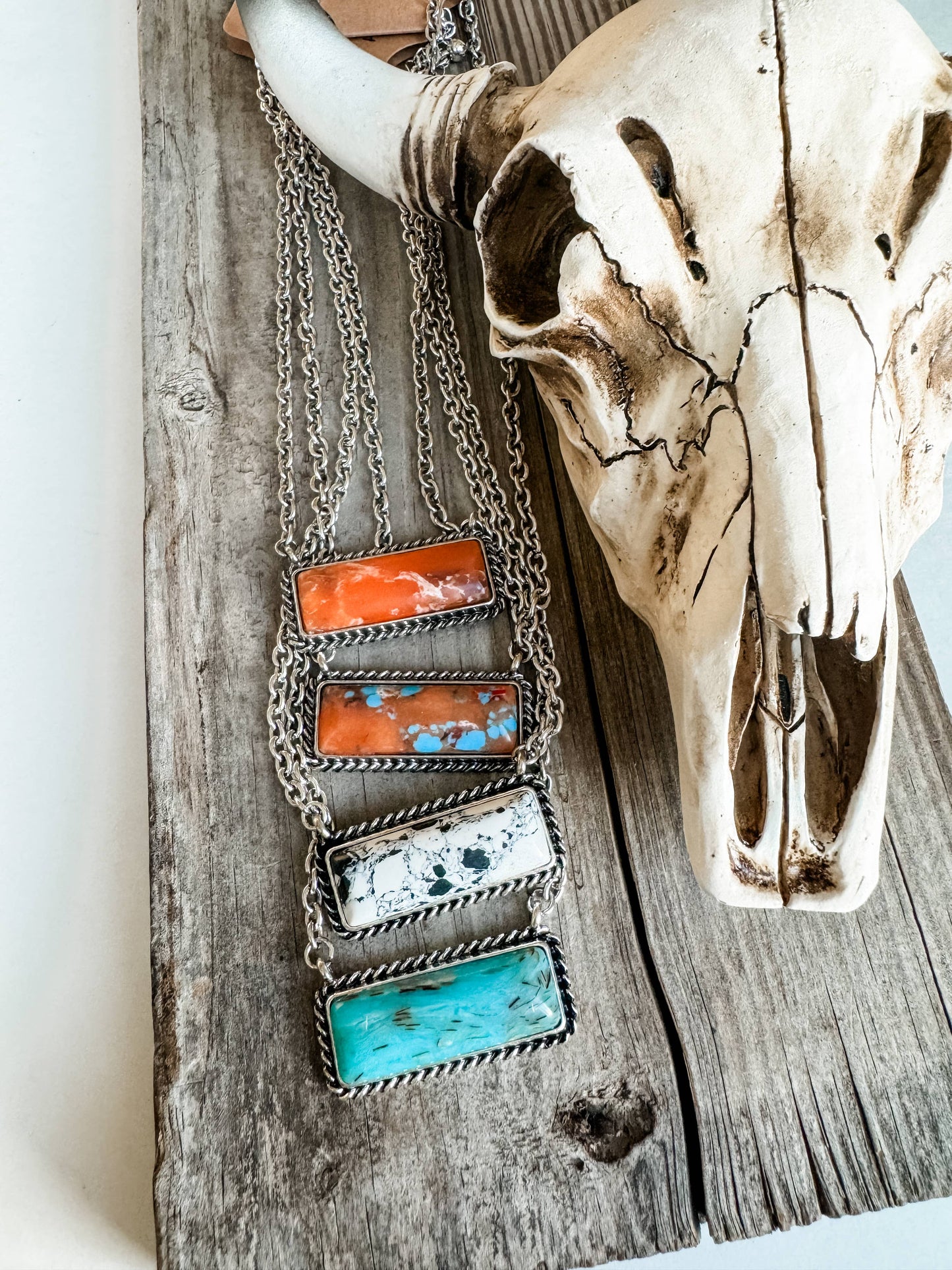 Western Semi Stone Bar Necklace